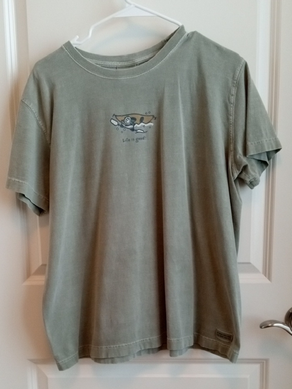 Women's Life Is Good Short-Sleeve Tee with Kayaking Graphic. Size Large